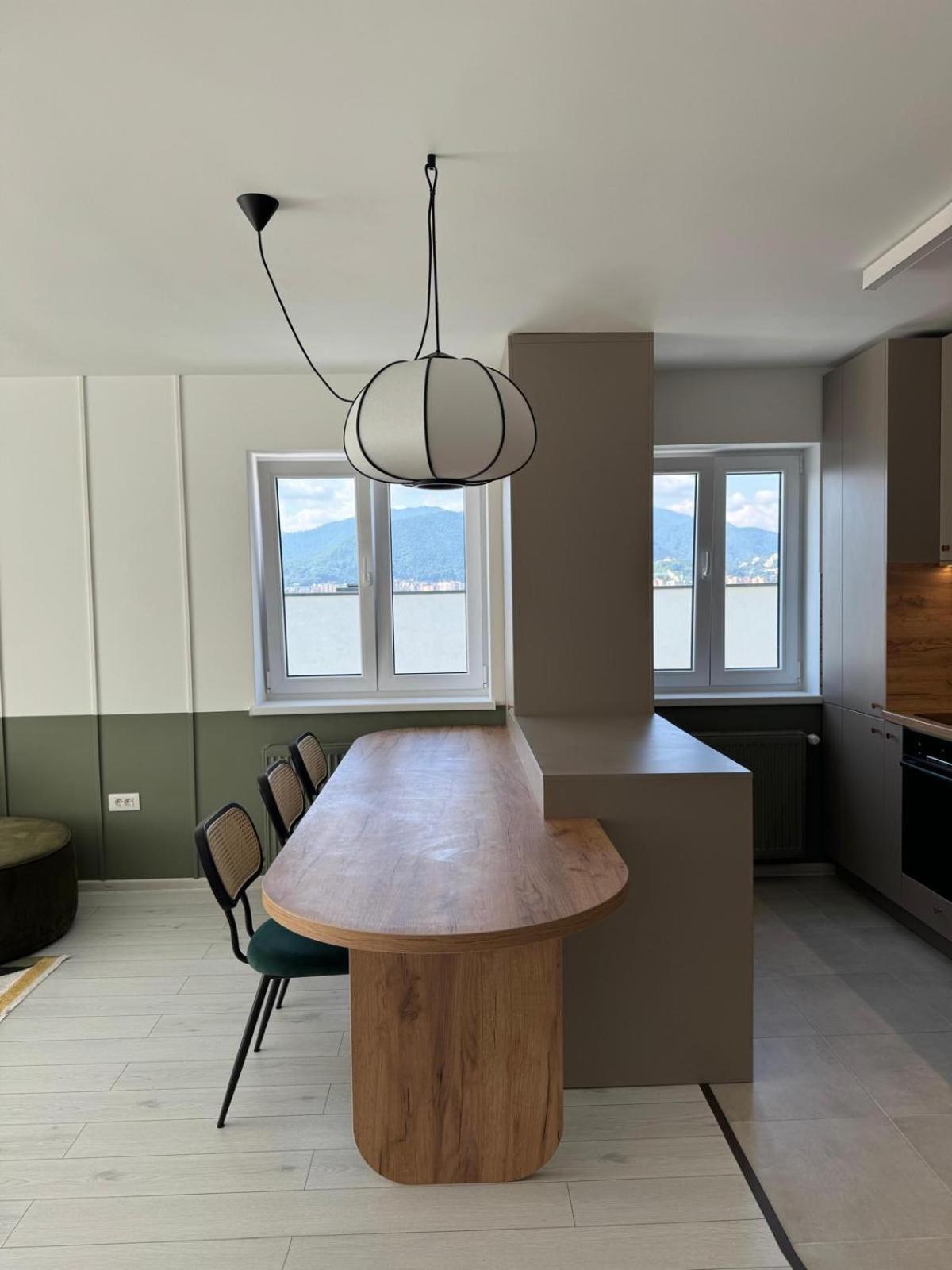 Appartement Urban Oasis à Braşov Extérieur photo